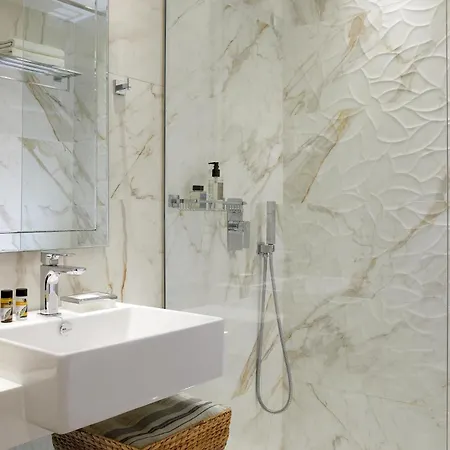 波蒂迪亚宫酒店 酒店 4*