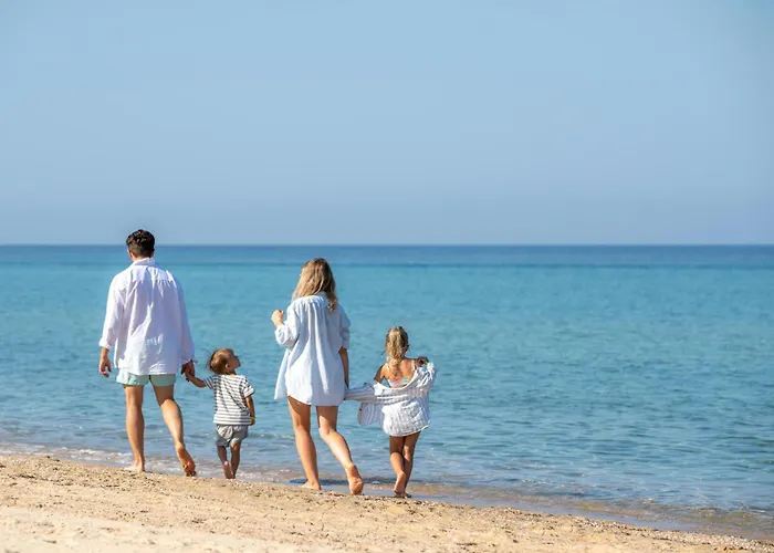 波蒂迪亚宫酒店 4*