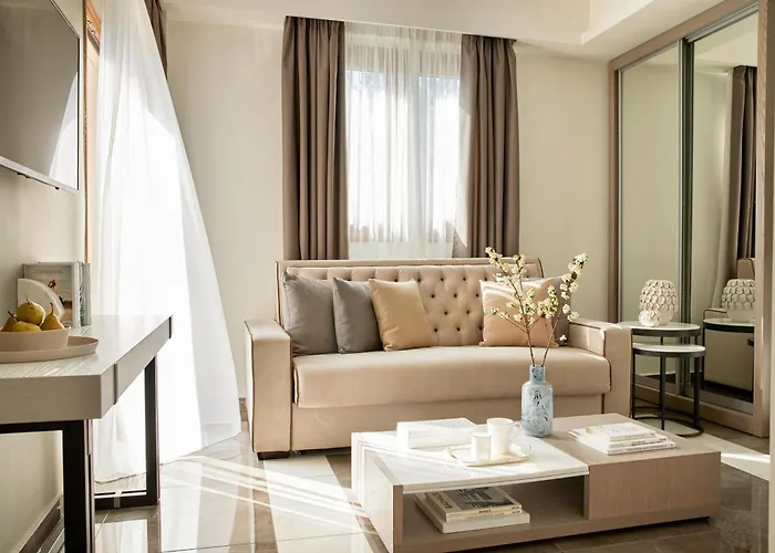 波蒂迪亚宫酒店 4* 尼坡帝