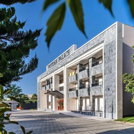 Potidea Palace نيا بوتيدايا